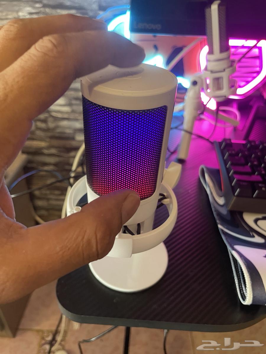 مايك جديد64530854722817112