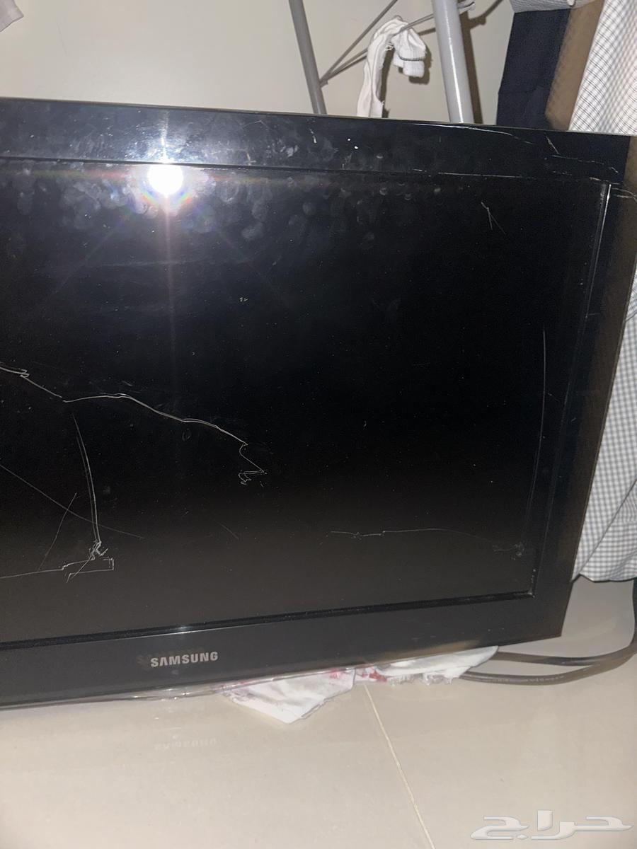 Broken screen for sale, price 120, contact this number64534170099971110