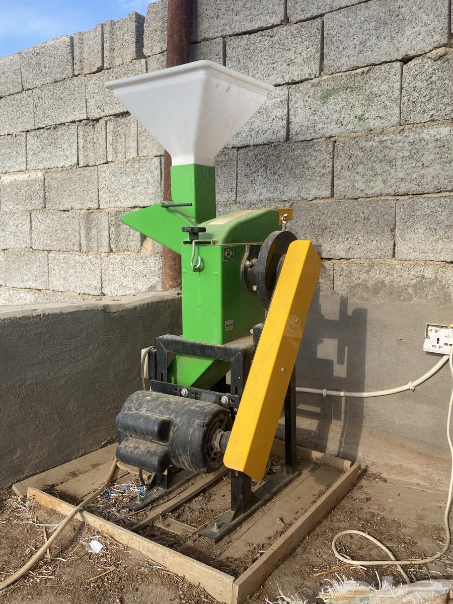 للبيع جراشة أعلاف TRAPP TRF 300 Super64530078919299110