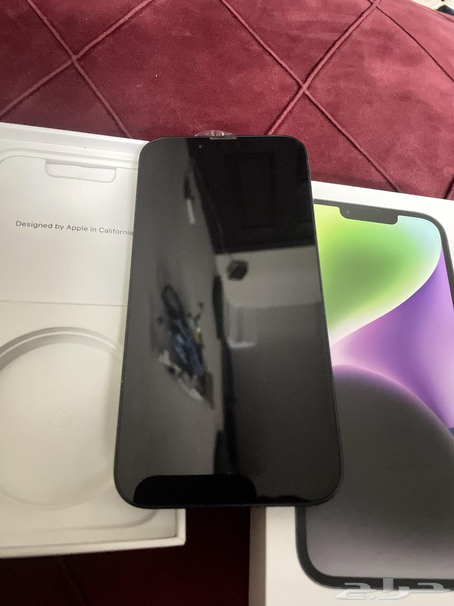 iPhone 1464527983823618112