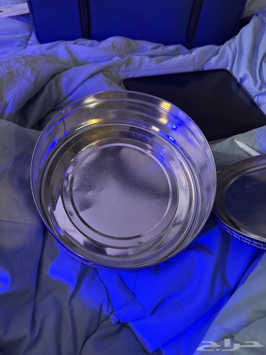 علبة بسكوت قديمه64533804068226112