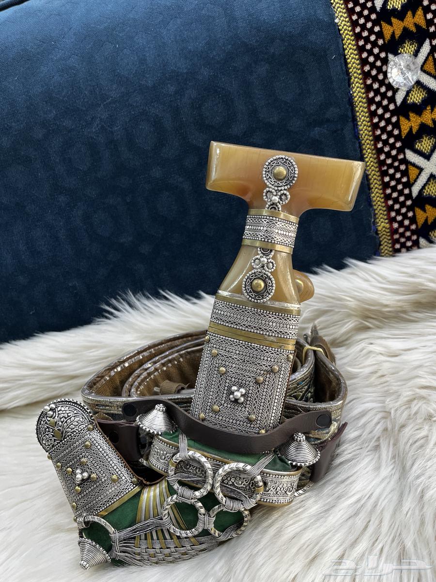 Silver dagger with giraffe handle64531505304323110