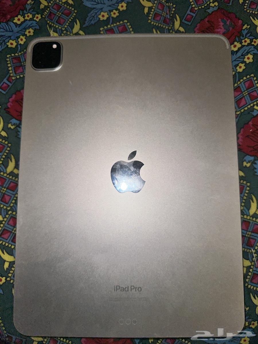 آيباد برو 2264527319883522114