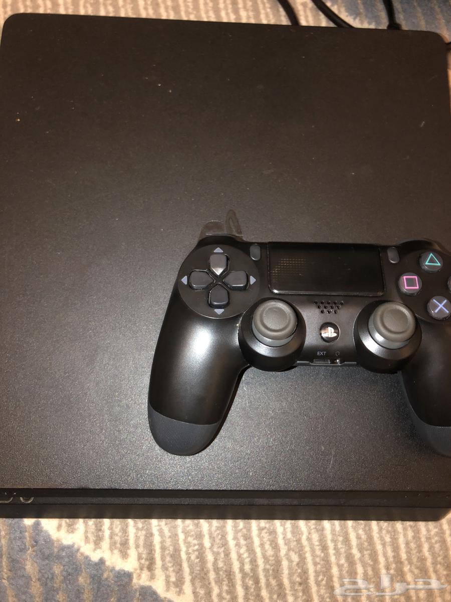 Sony 4 Pro for sale, guaranteed with controller and cables64530121257602110