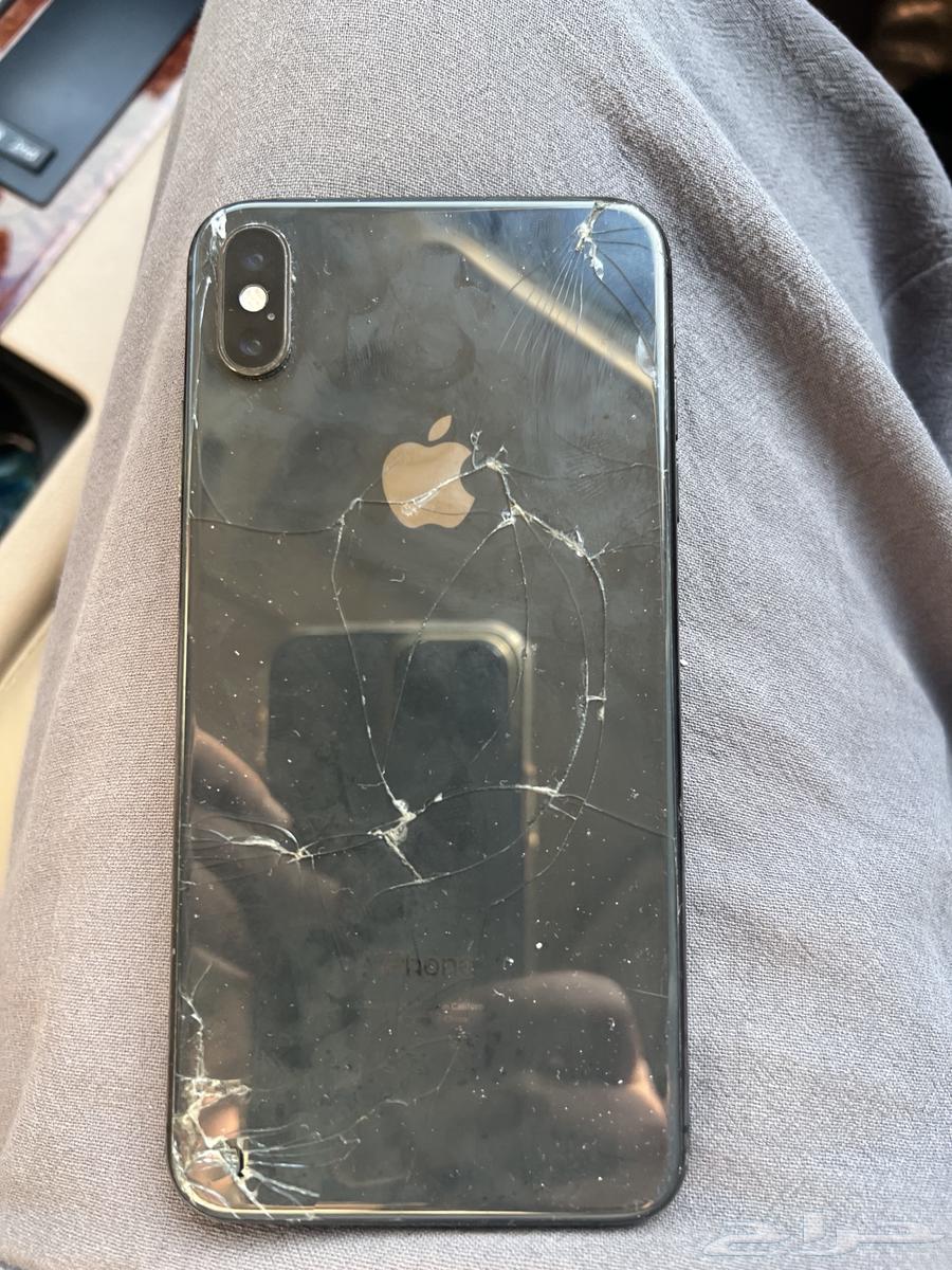 iPhone 10 mobile phone, Samsung tablet, and Huawei tablet64531759645697111