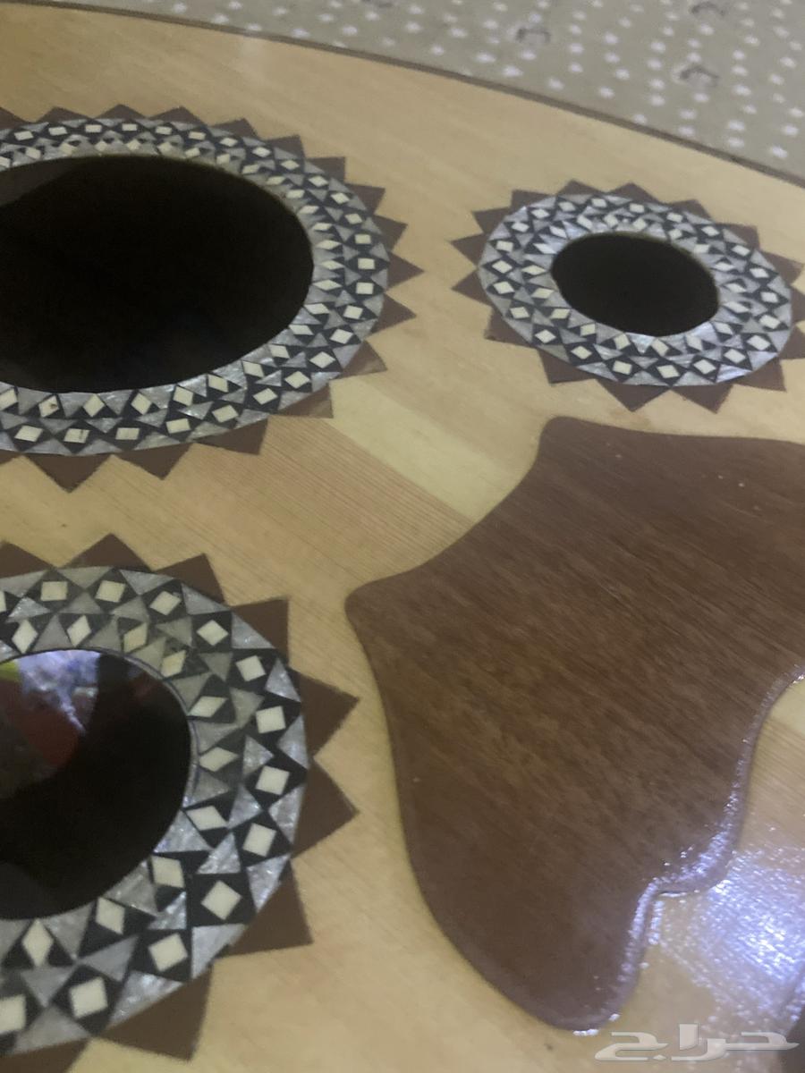 Oud without string, in excellent condition, I bought it and selling only to Bahraini oud64527656069634112