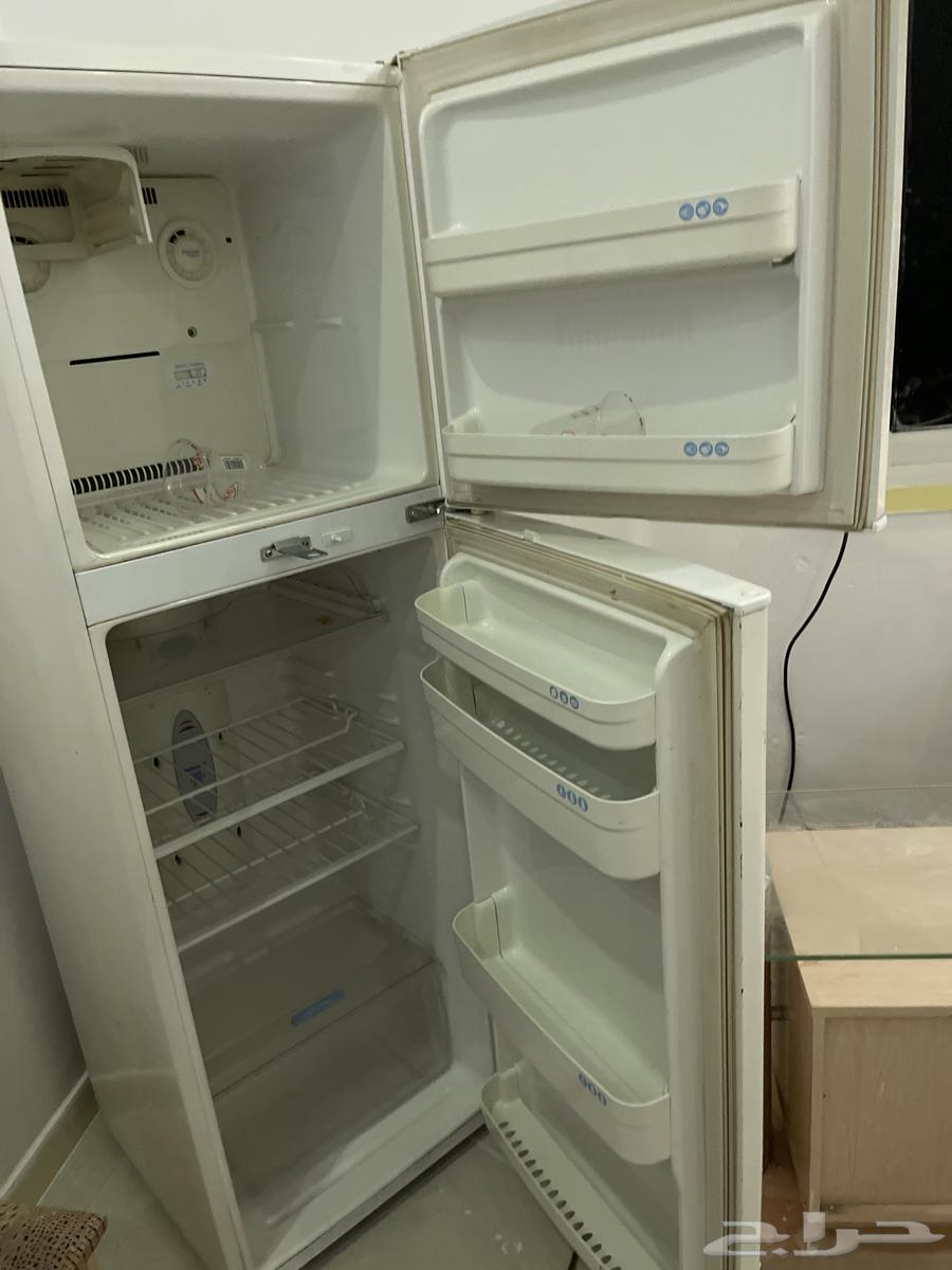 ثلاجه مستعمله نظيفه للبيع لغرض السفر64534212286977111