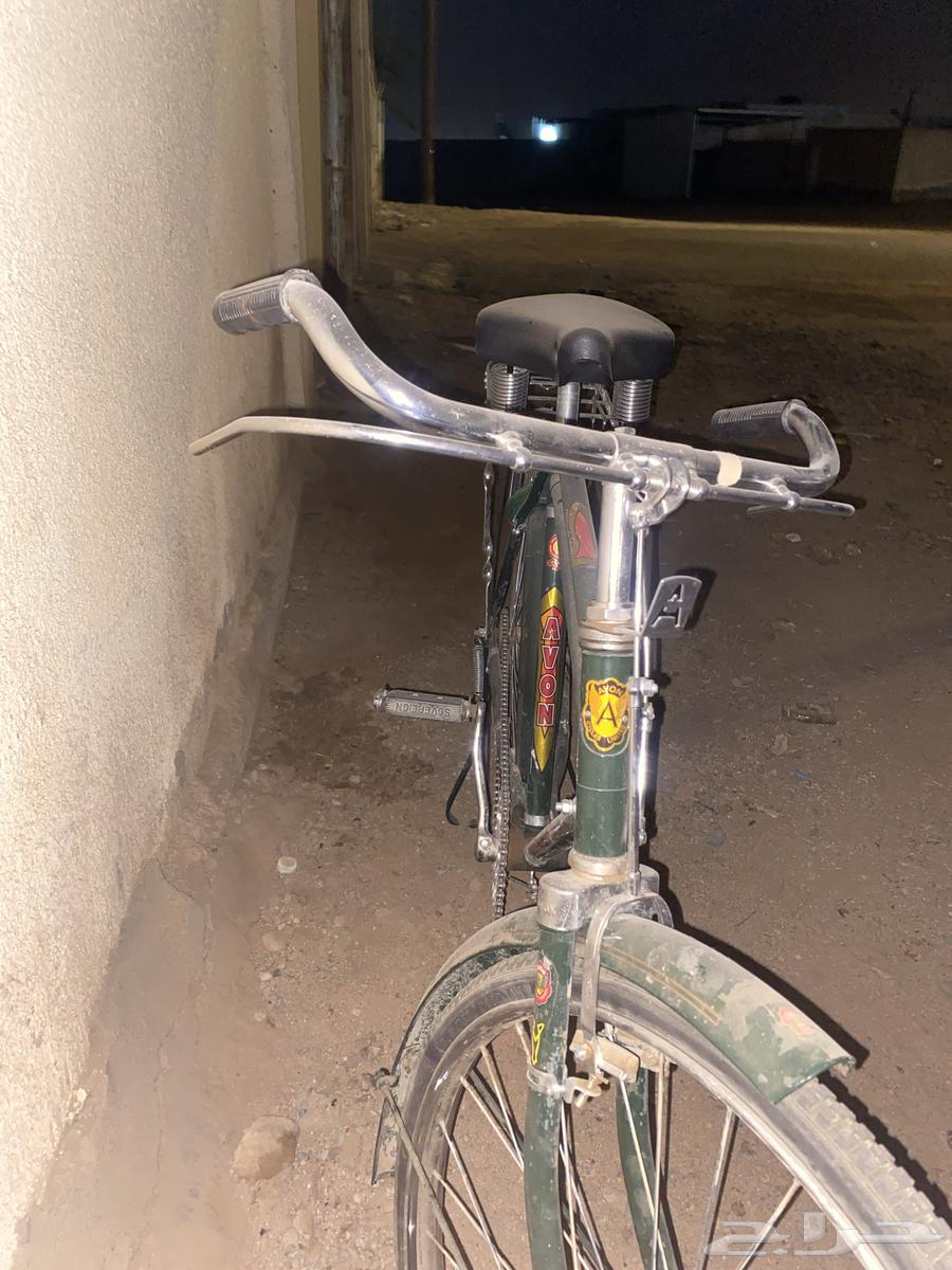 سيكل عماله مقاس 26 جديد ما احد لمسه له 6شهور غير كفراته فقط64534392515969112