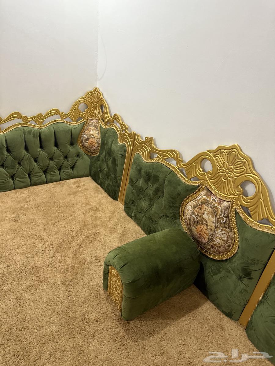 مجلس جديد له 8 شهور سبب البيع الانتقال64527770872579111