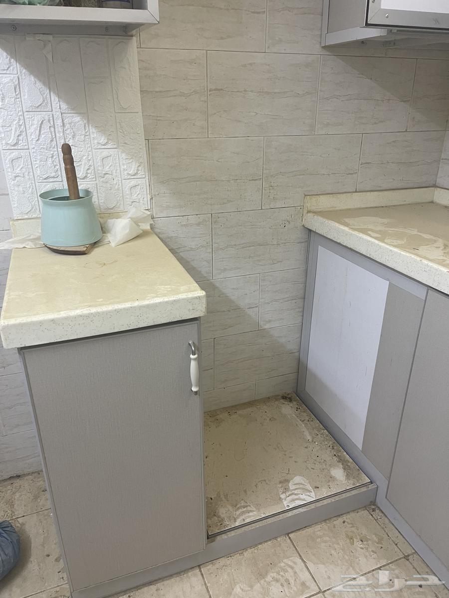 دولاب مطبخ المنيوم 9 متر جدا نظيف محافظة اضم64526328004226110