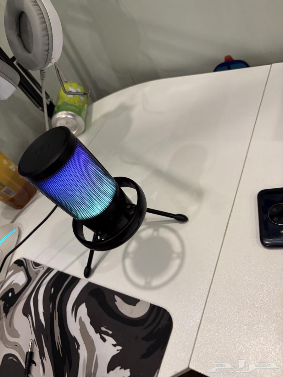 Mike Five's appearance reason for selling didn't match with Xbox but Sony64530599917955110