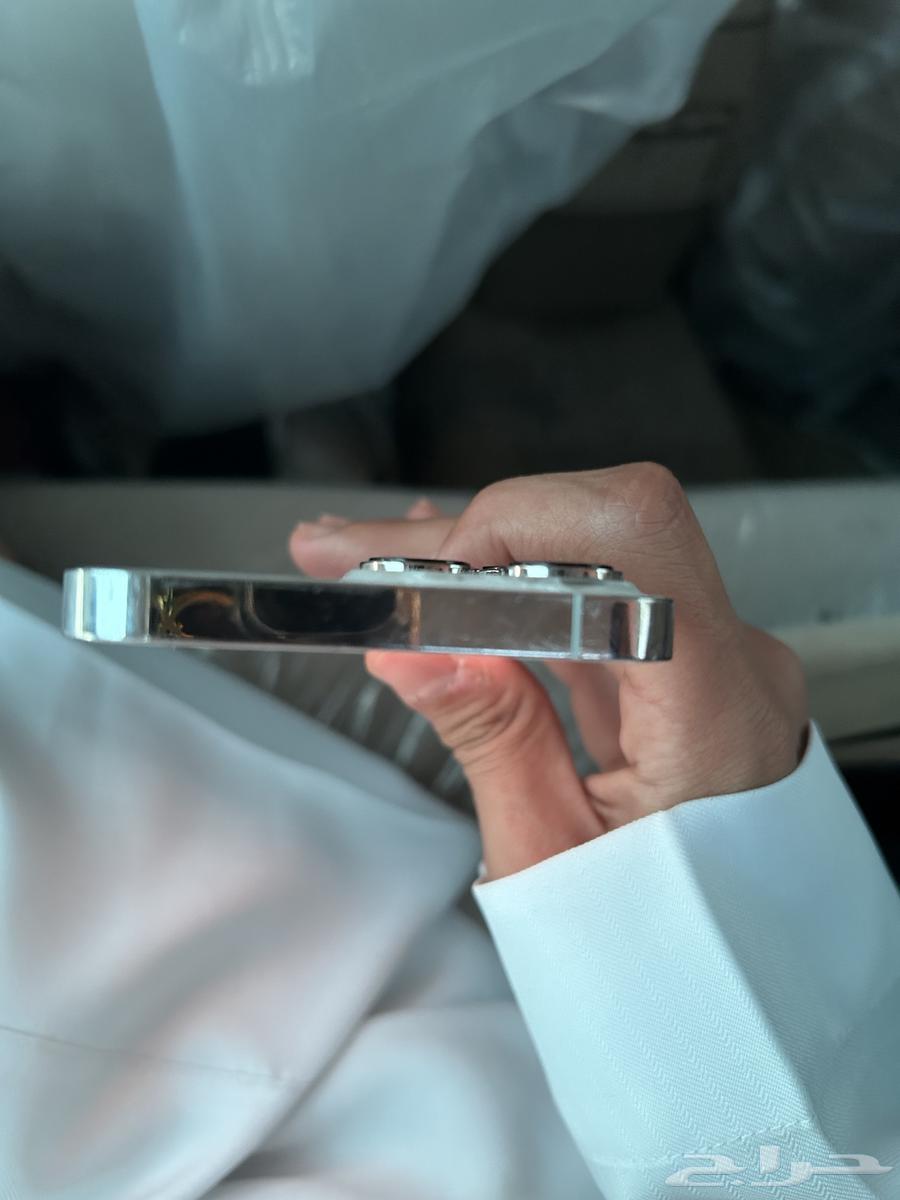 ايفون 13برو نضيف64529562397571114