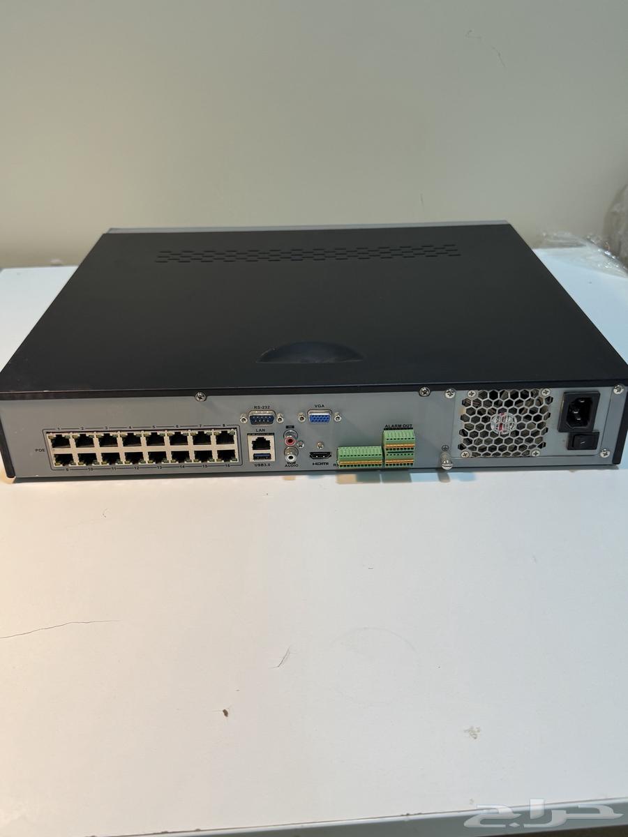 HIKVISION NVR 16-Port Camera Receiver Device64534244658433113