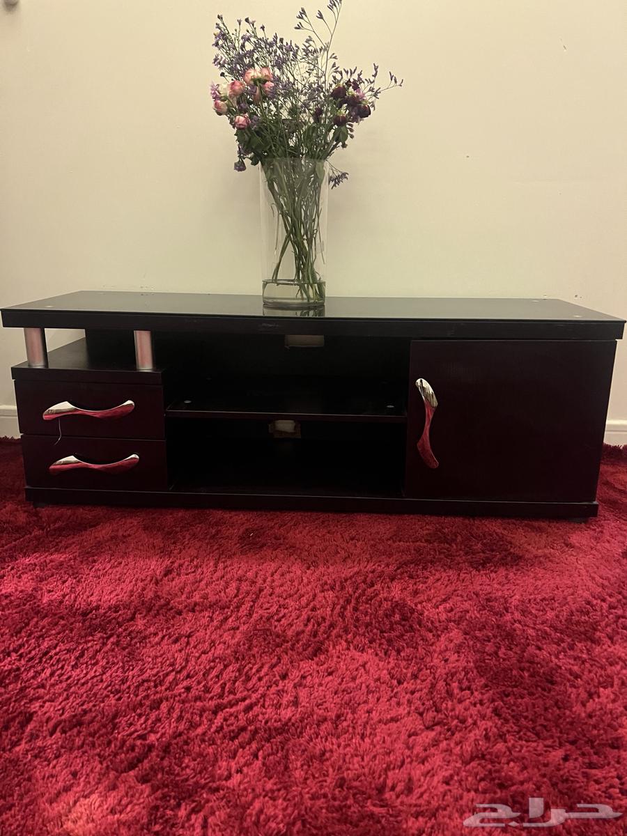 طاولتين تلفزيون نظيفه جدا64440806287619112