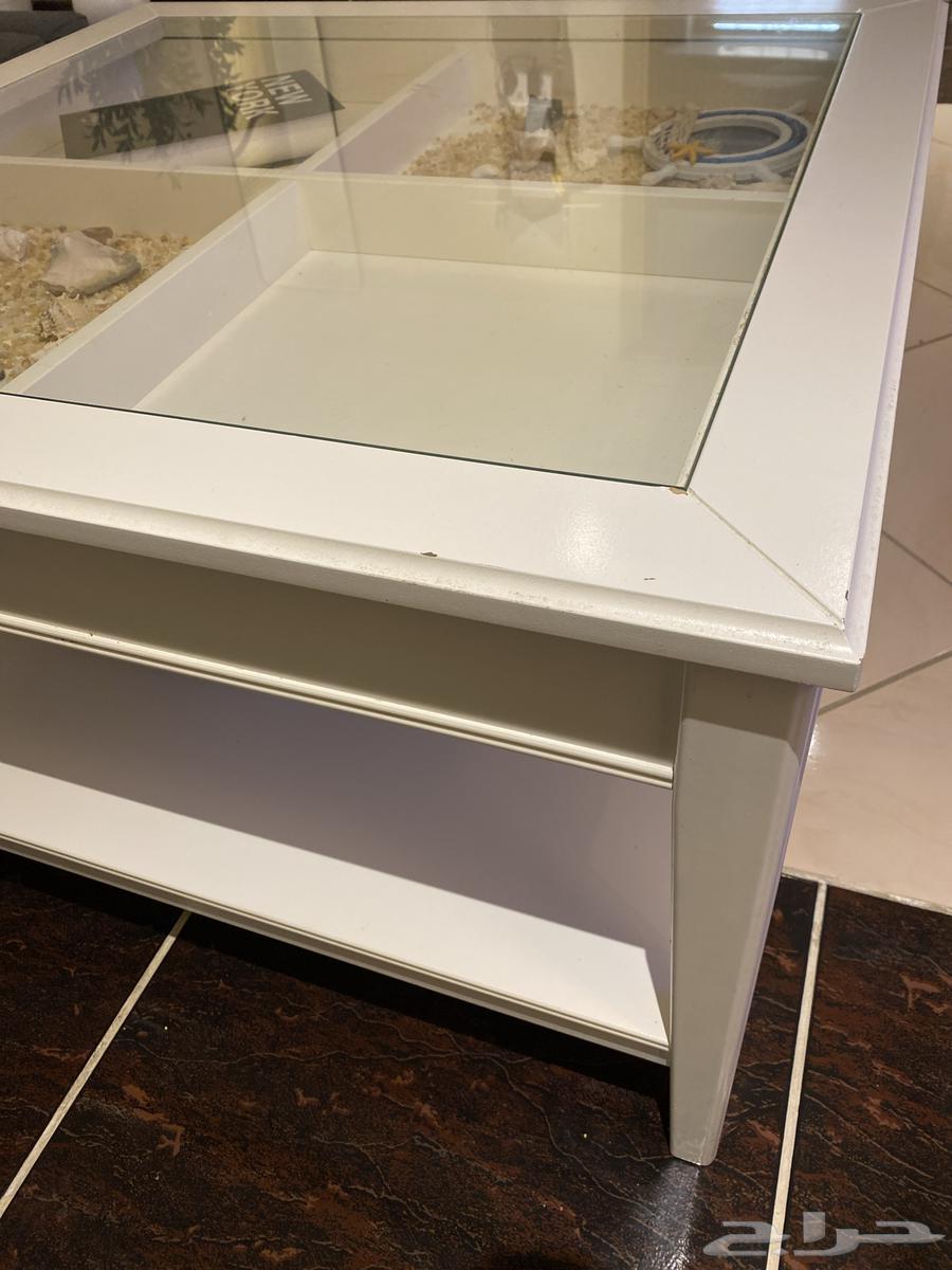Ikea table64530997199618112