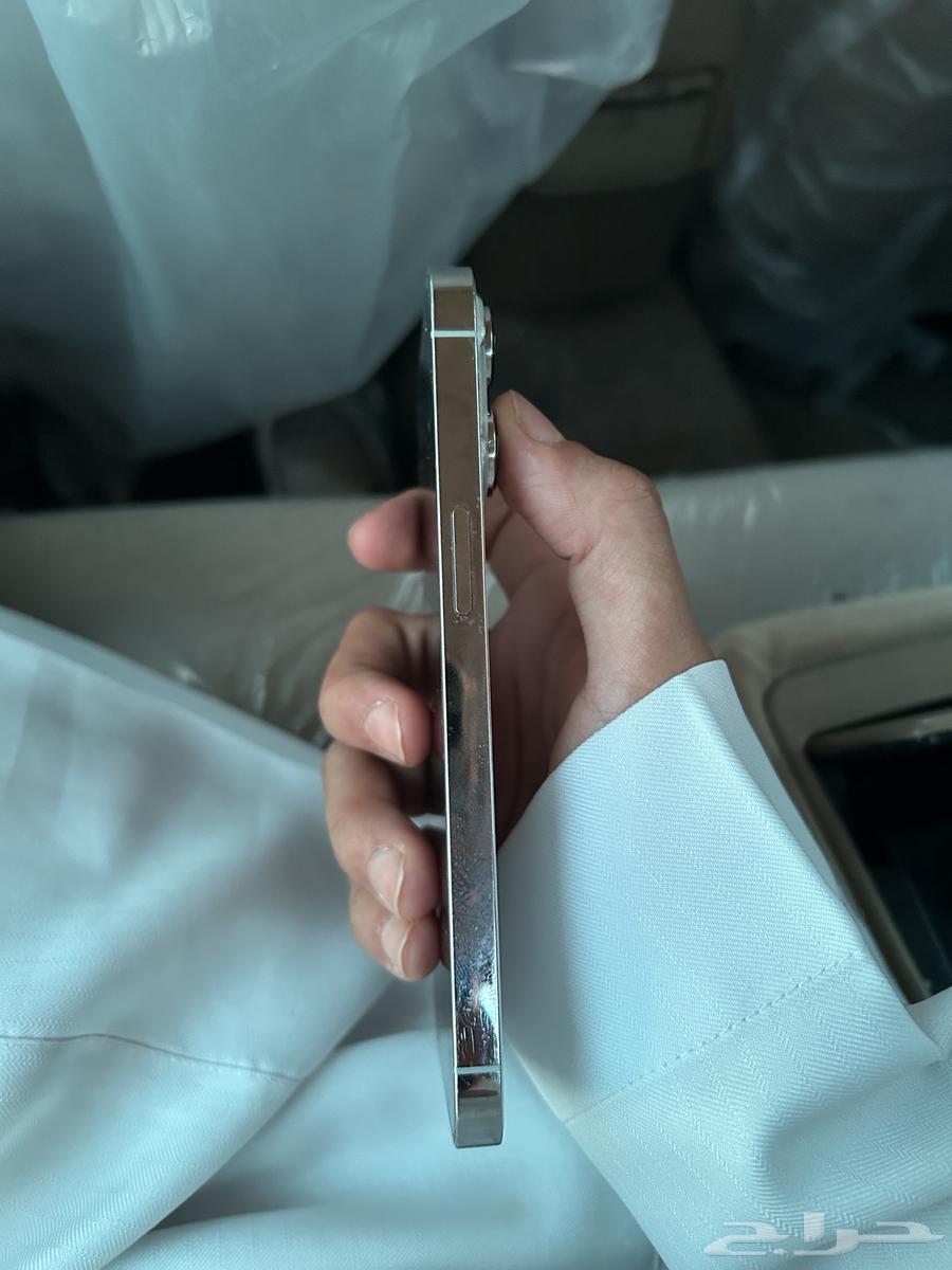 ايفون 13برو نضيف64529562397571112