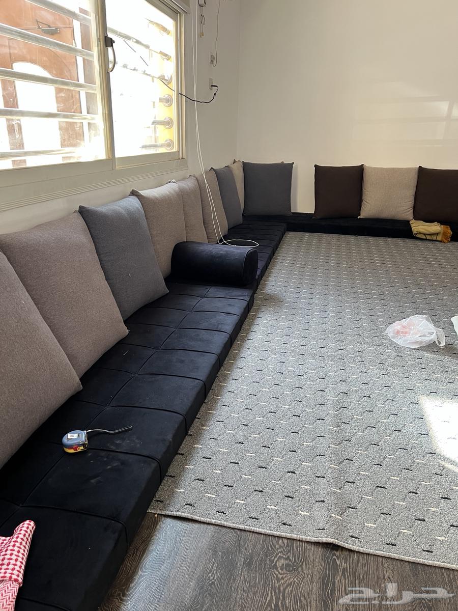 New 5 by 4 sofa no issues, contact64528579703170113