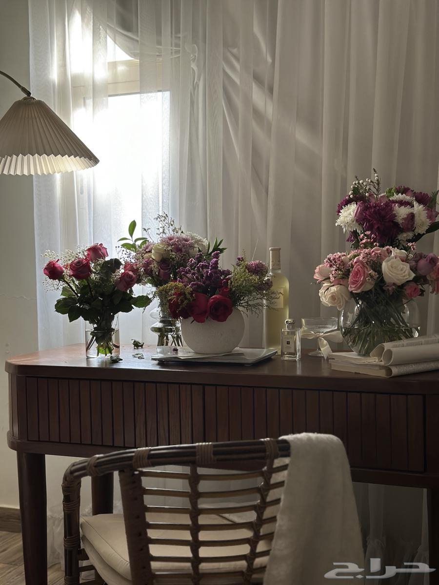 مكتب للبيع مع الكرسي 1000 ريال64531660053250112