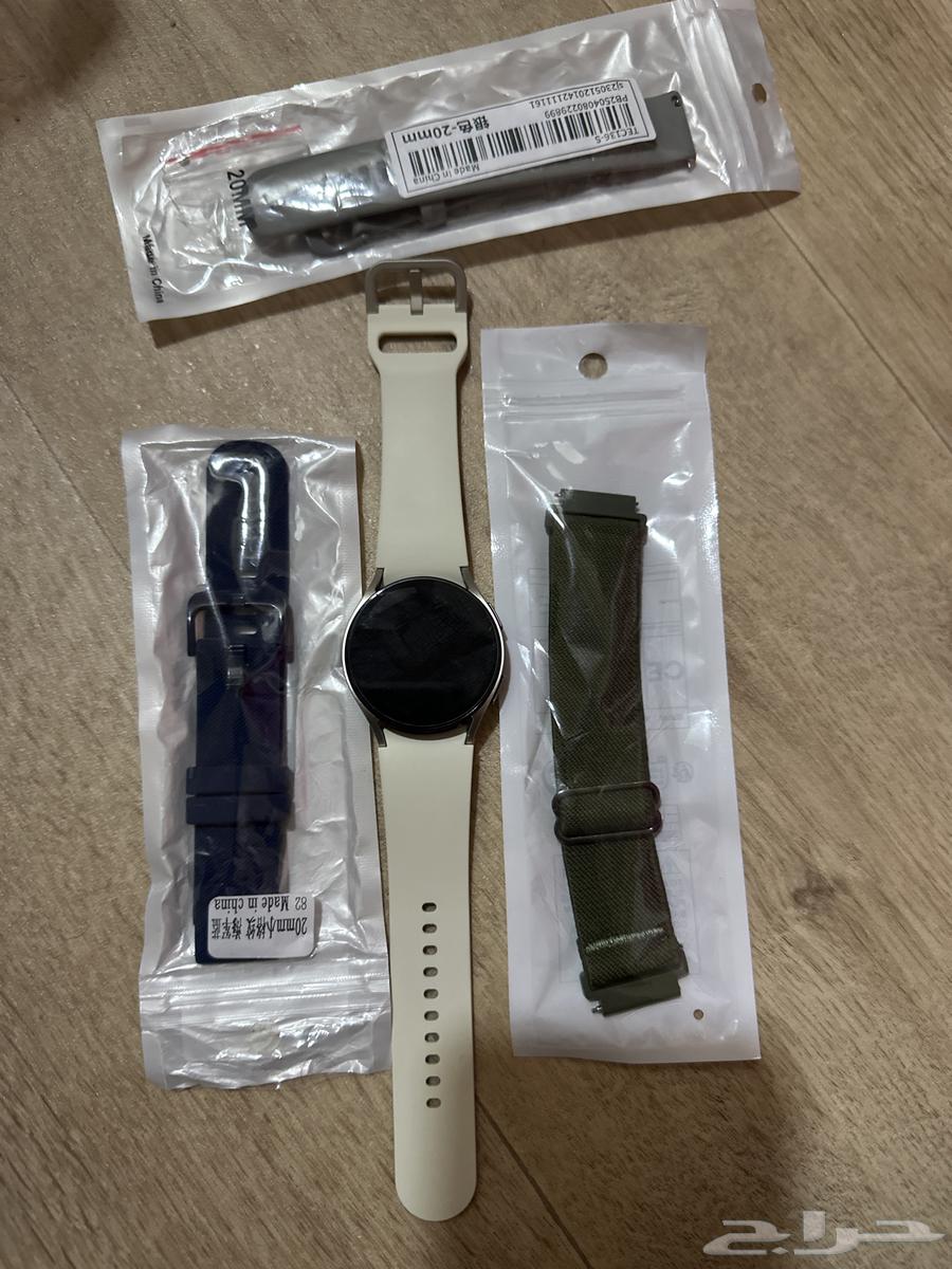 ساعه سامسونج واتش الجيل 6 مع سيور إضافيه64532776502274110