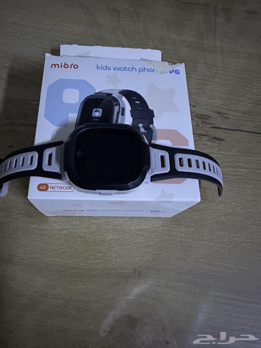 Smart kids watch from Jarir, only two weeks old and never used64532677662849110