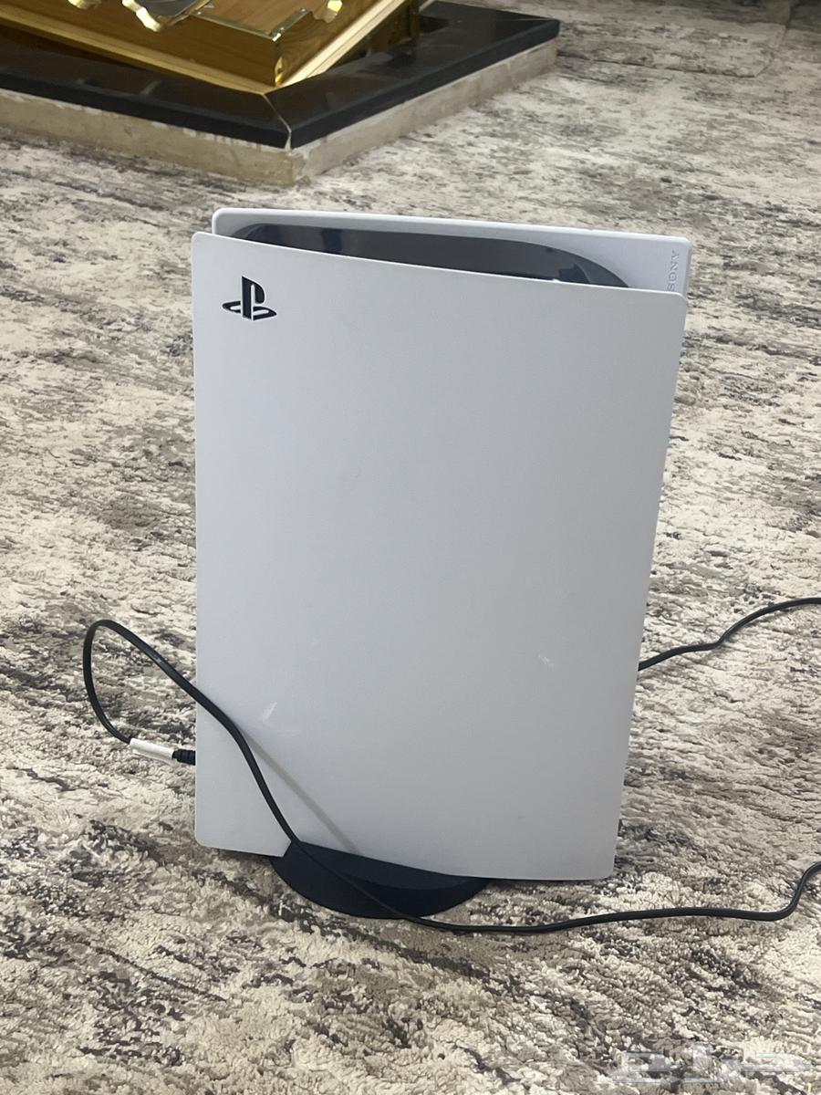 سوني 5 للبيع مع شريط قراند ويد قير مغناطيسي وكرتون64534472928385111