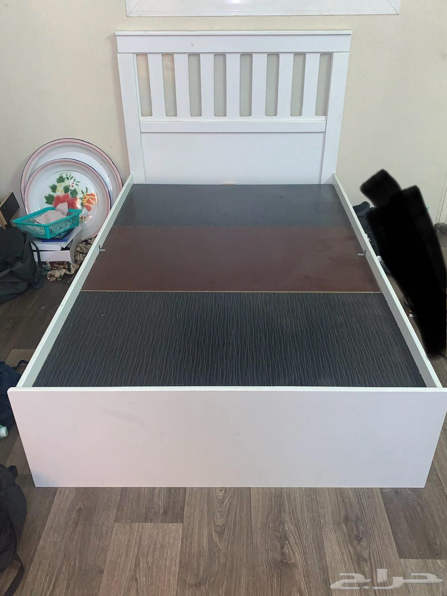 Cubicle64530543748610110