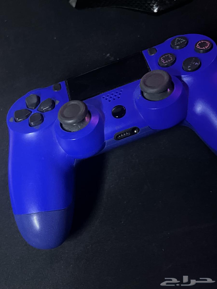 Sony Four hand (not from Sony but in good condition)64532128211715111