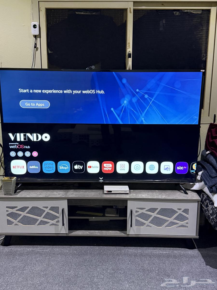 تلفزيون Viendo 70 بوصة64534943292163110