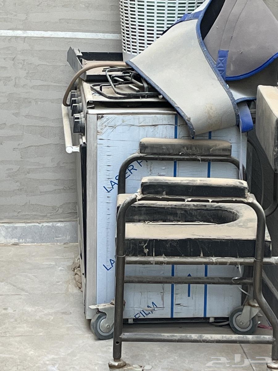 دولاب و تسريحة و فرن للبيع64532100009857112