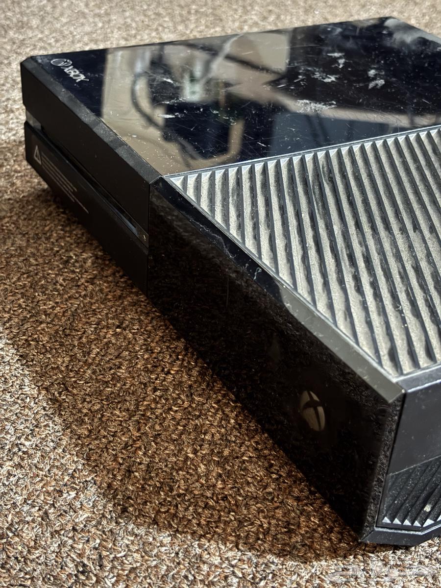 XBOX ONE للبيع بحالة جيدة بدون مشاكل64531717121025111