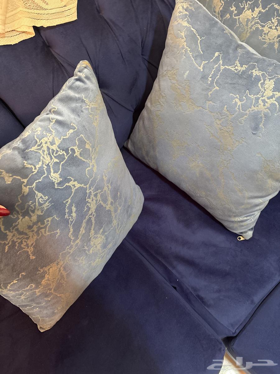 Used sofa in very good condition64531745494913114