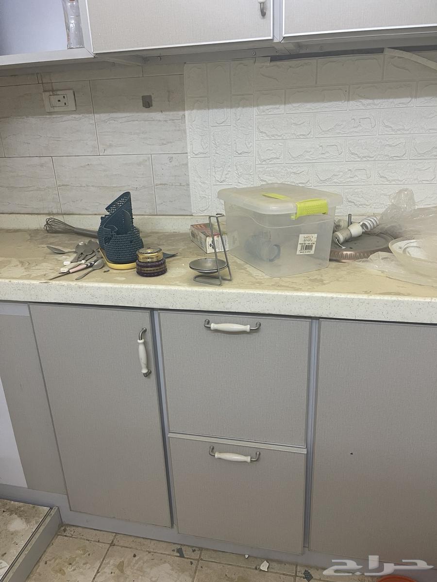 دولاب مطبخ المنيوم 9 متر جدا نظيف محافظة اضم64526328004226112