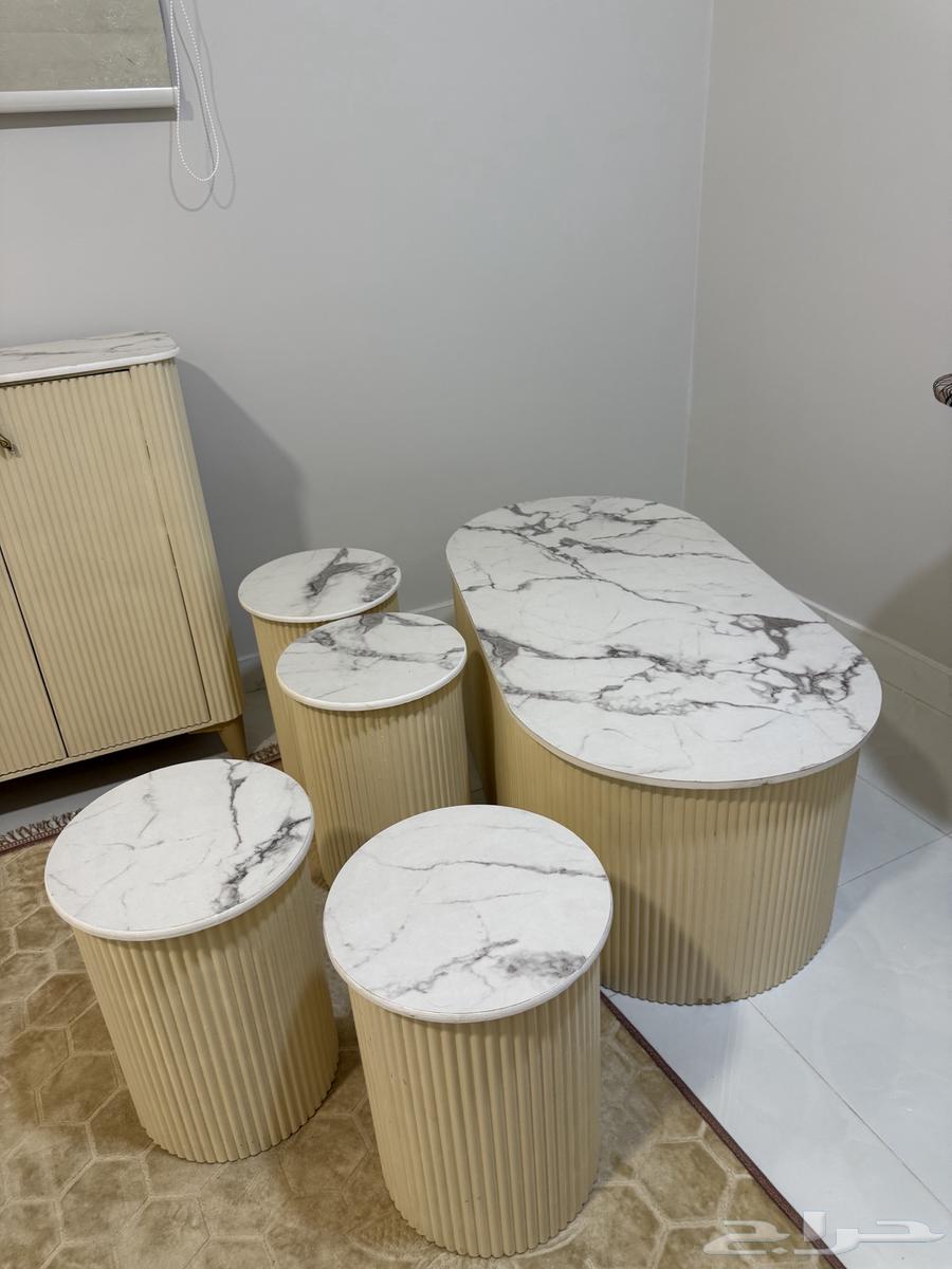 طاولات ودولاب تخزين للبيع64532170335363110