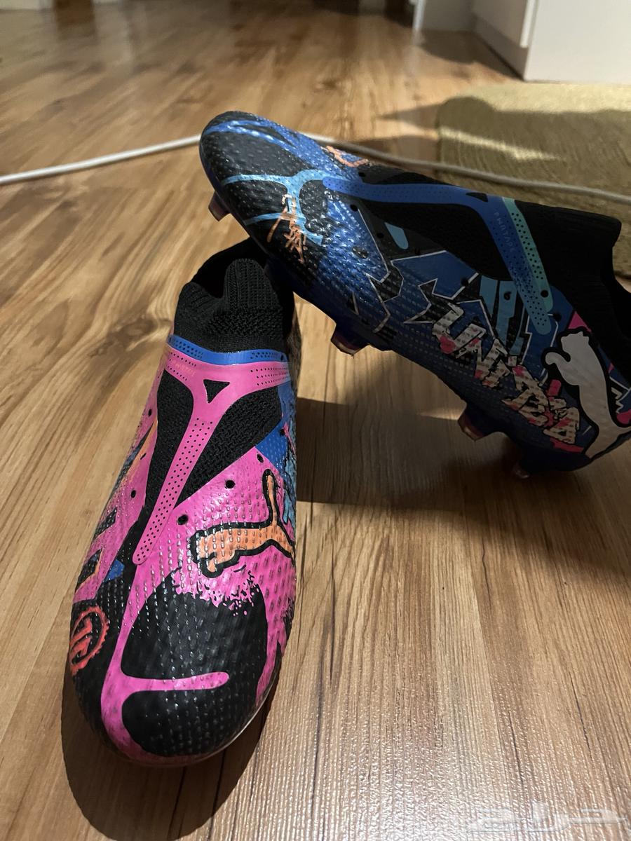 جزمه كوره بوما مقاس 42 استعمال خفيف جداا64531916046723110