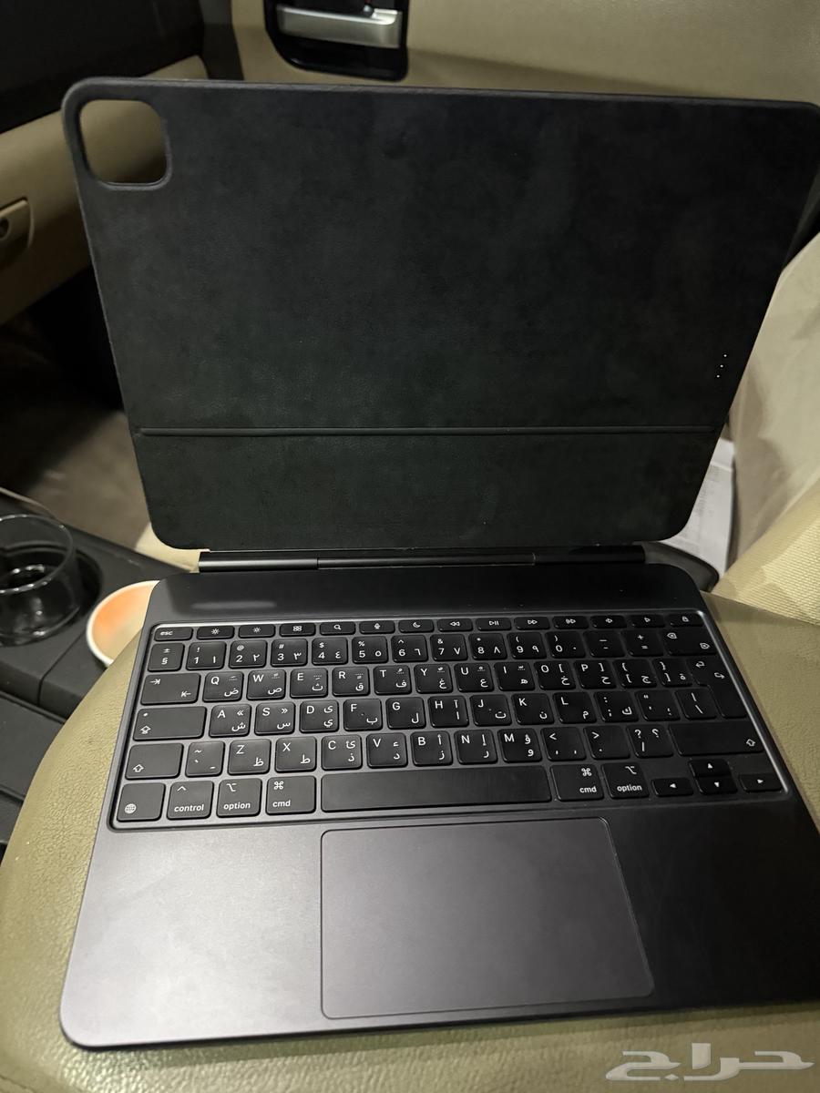 ابل ماجيك لوحة مفاتيح لآيباد برو 13 لون اسود عربي وانقليزي64533761814785111