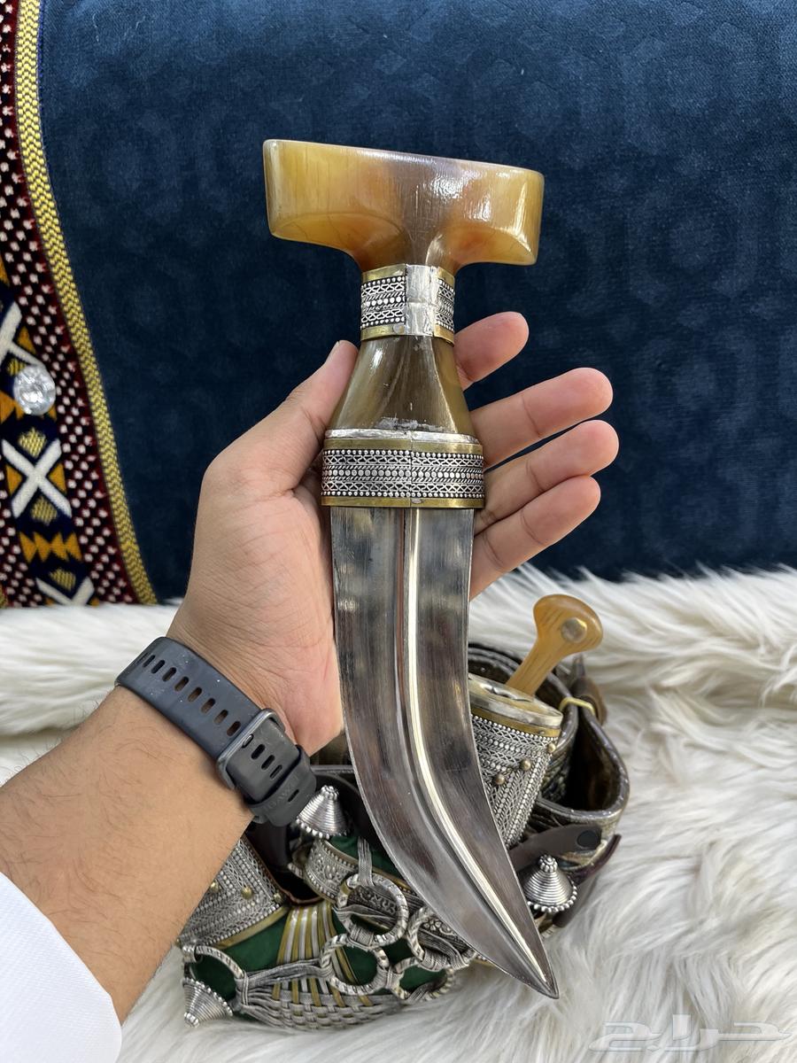 Silver dagger with giraffe handle64531505304323114