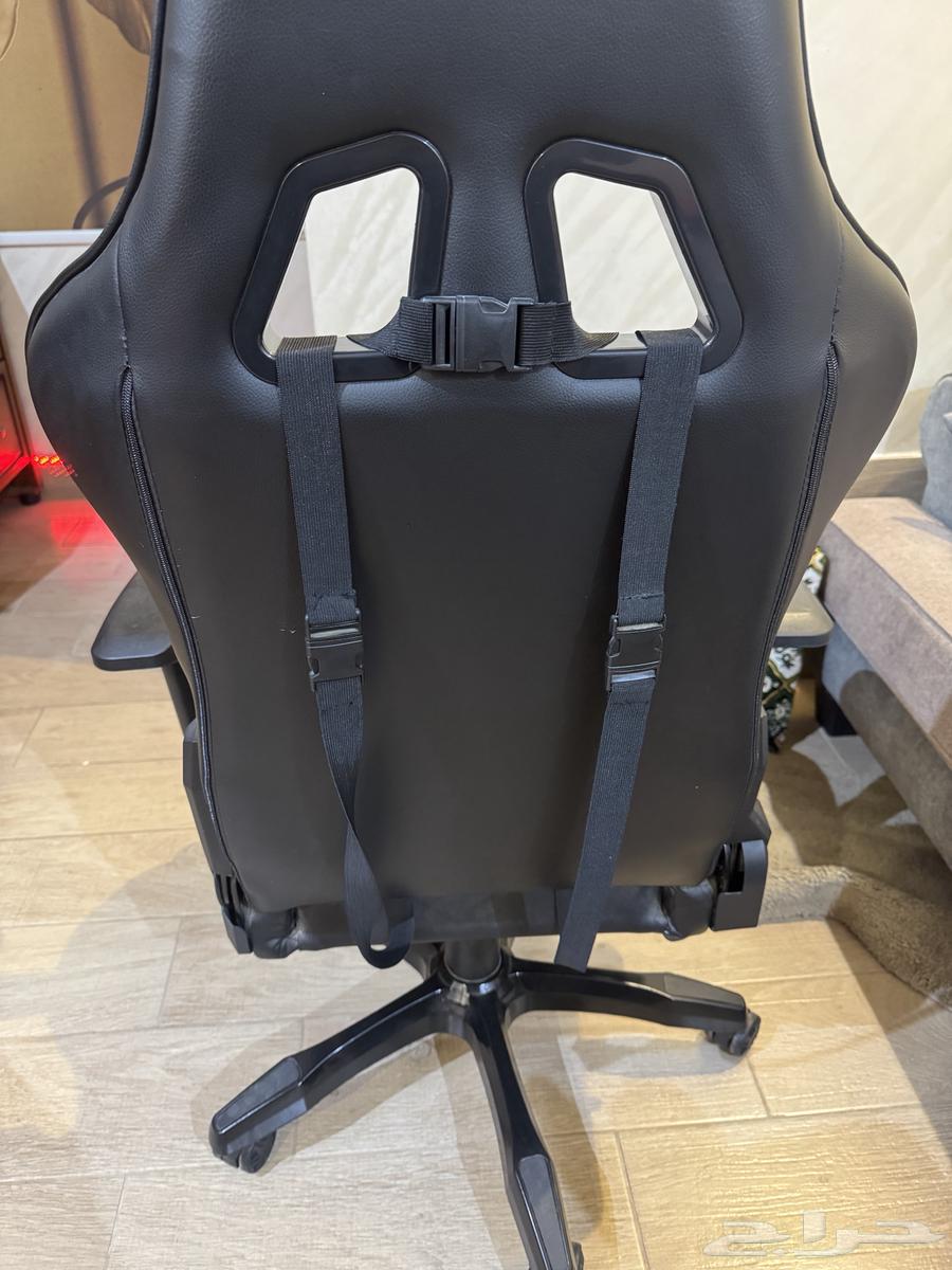 كرسي قيمينق نظيف مع 30 قطعة غيار64531788145666111