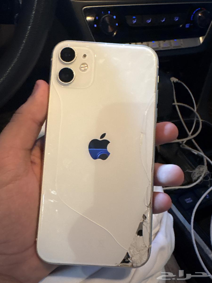 iPhone 1164532663736706110