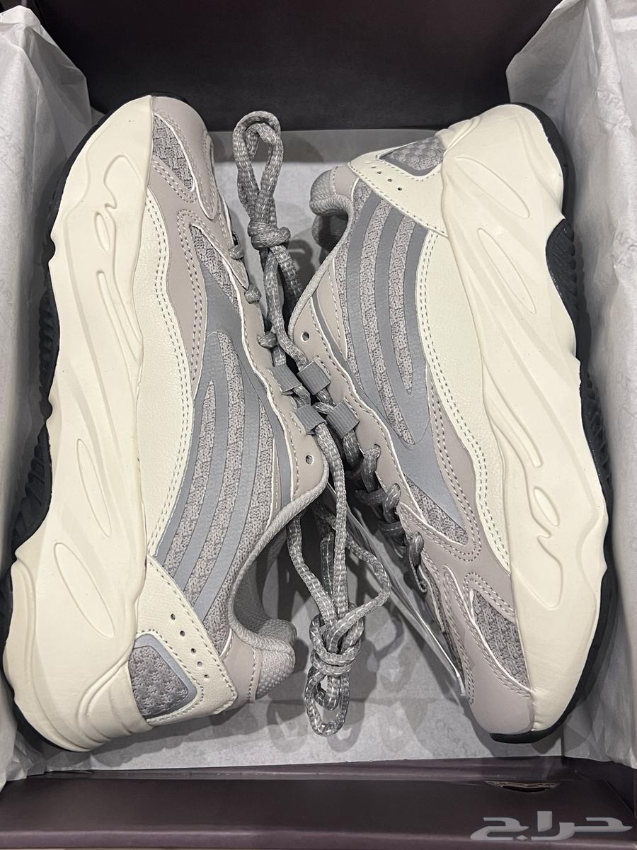 Gray unused shoe - Size 36 - Hidden height increase of 7 cm64533306145282112