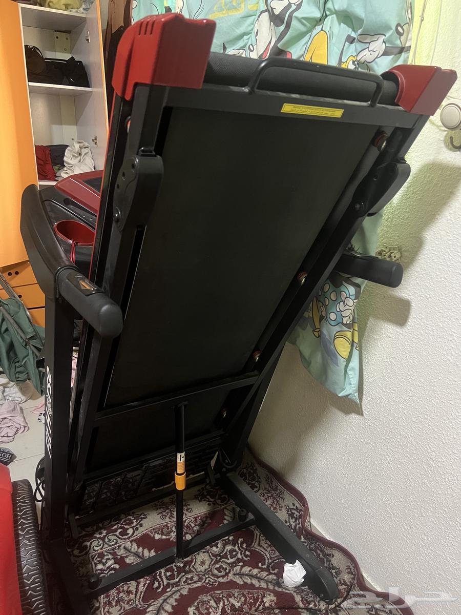 Treadmill64532156341123110