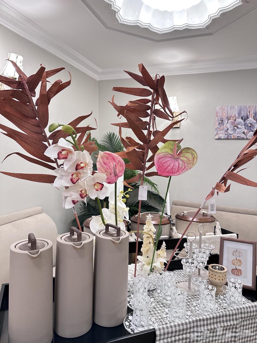 Trolley with hospitality for events, parties, postpartum, engagement, and queen celebrations64543761605121110