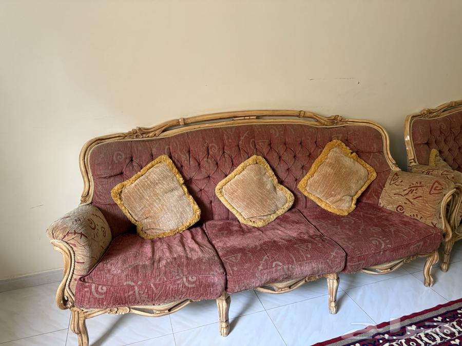 كنب كلاسيكي للبيع64528153889027111