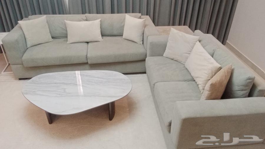 كنب صالة وطاولة وسط رخام64531280843138110