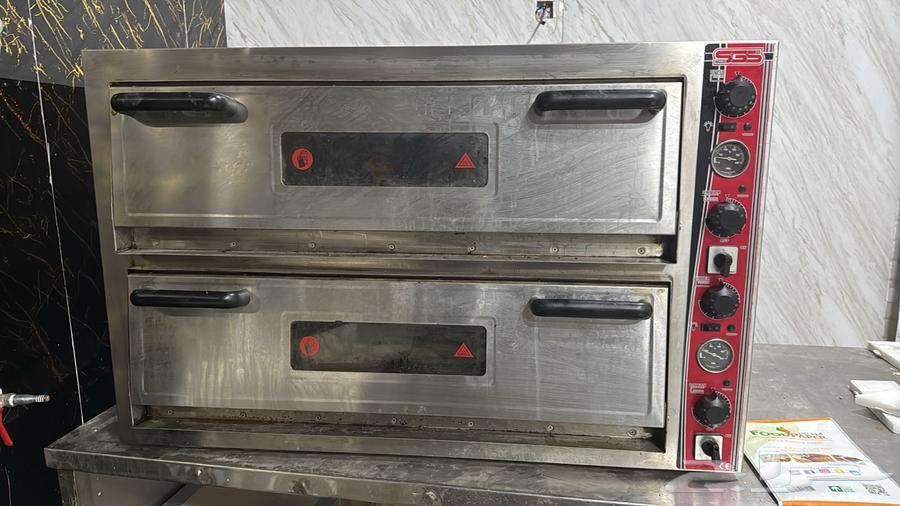 فرن كهربائي للمطاعم 380 انبير ( بيع مستعجل )64534887191939111