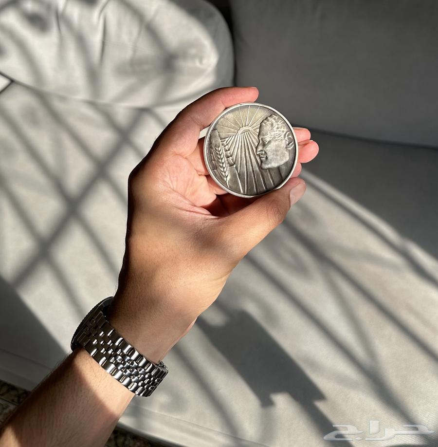 مسكوكة تذكارية للرئيس الراحل جمال عبدالناصر ( تم البيع )64534057307265112