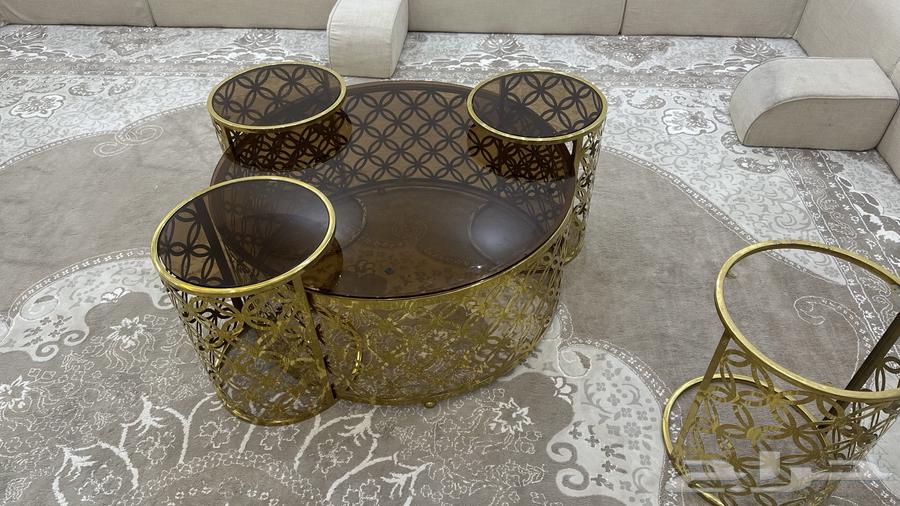 طاولة كبيرة معا اربع طاولات صغار64532663729283114