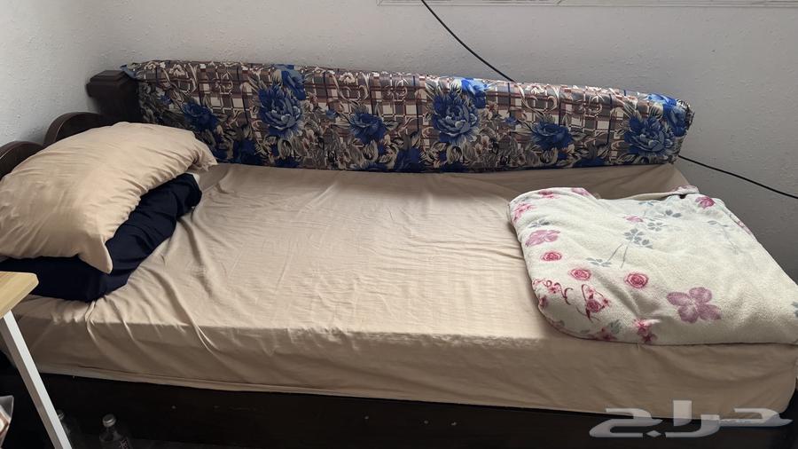 سرير نفر للبيع64533262536705110