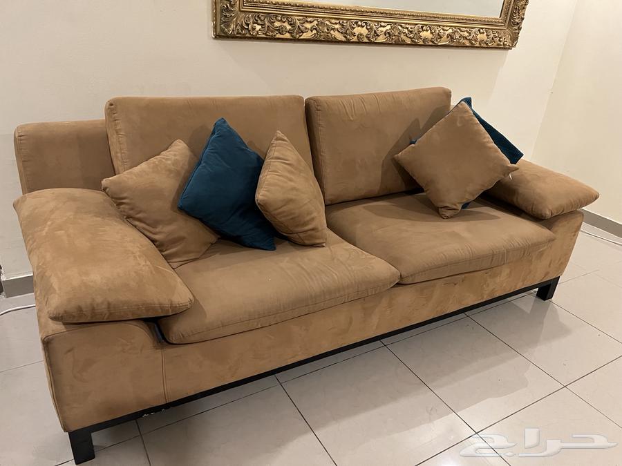 كنبة جلد مخمل ( بيعه مستعجله)64478912151553110