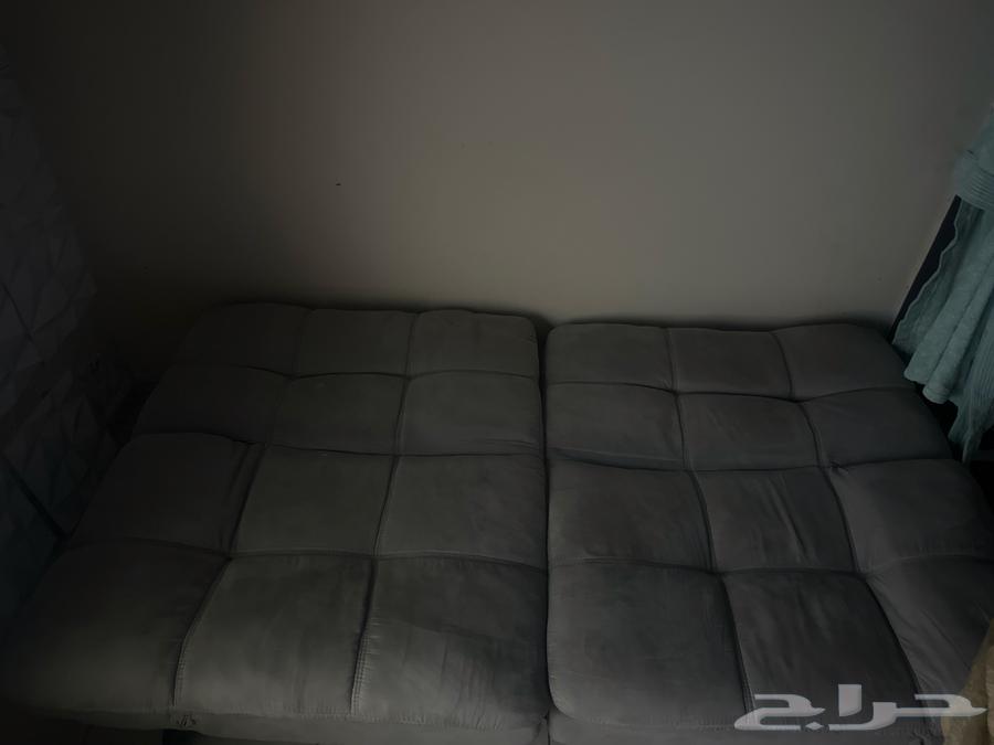 كنبه سرير من ساكو بحالة جيده64528637383297110