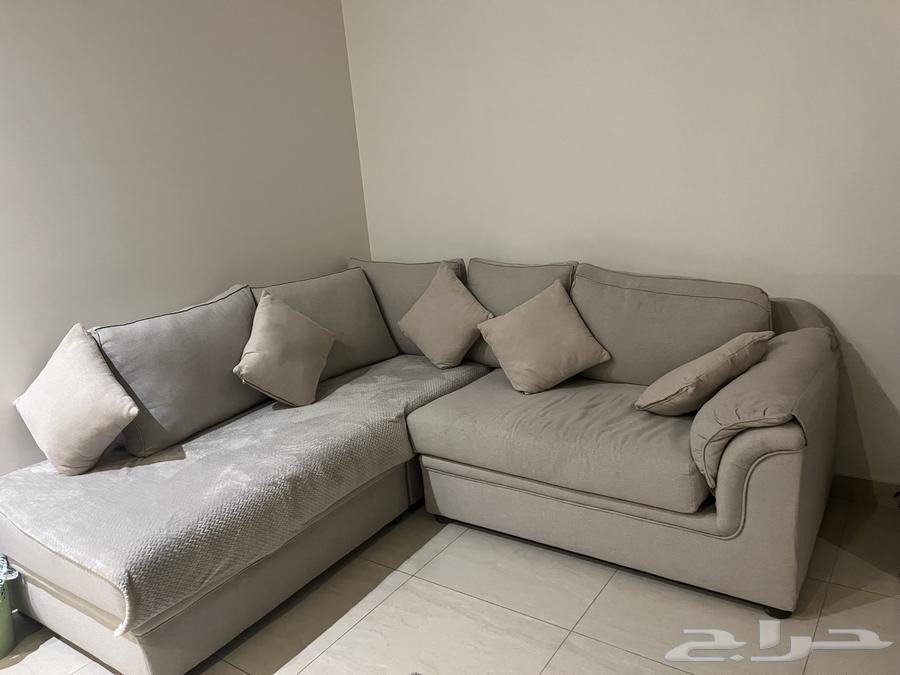 Two good and clean sofa sets64529049880323110